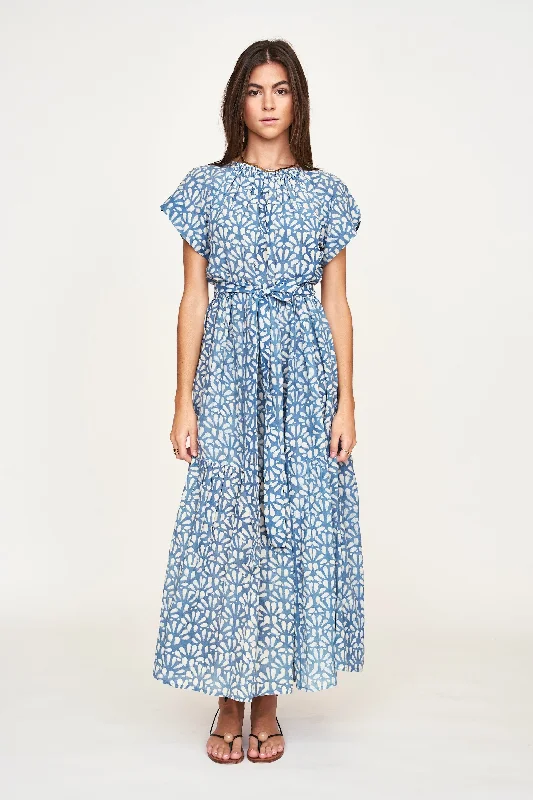 Vienna Maxi Dress in Trellis in Indigo